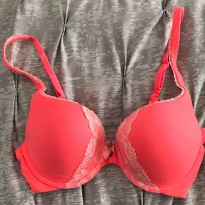 Body by Victoria Padded Perfect Coverage Bra 34B